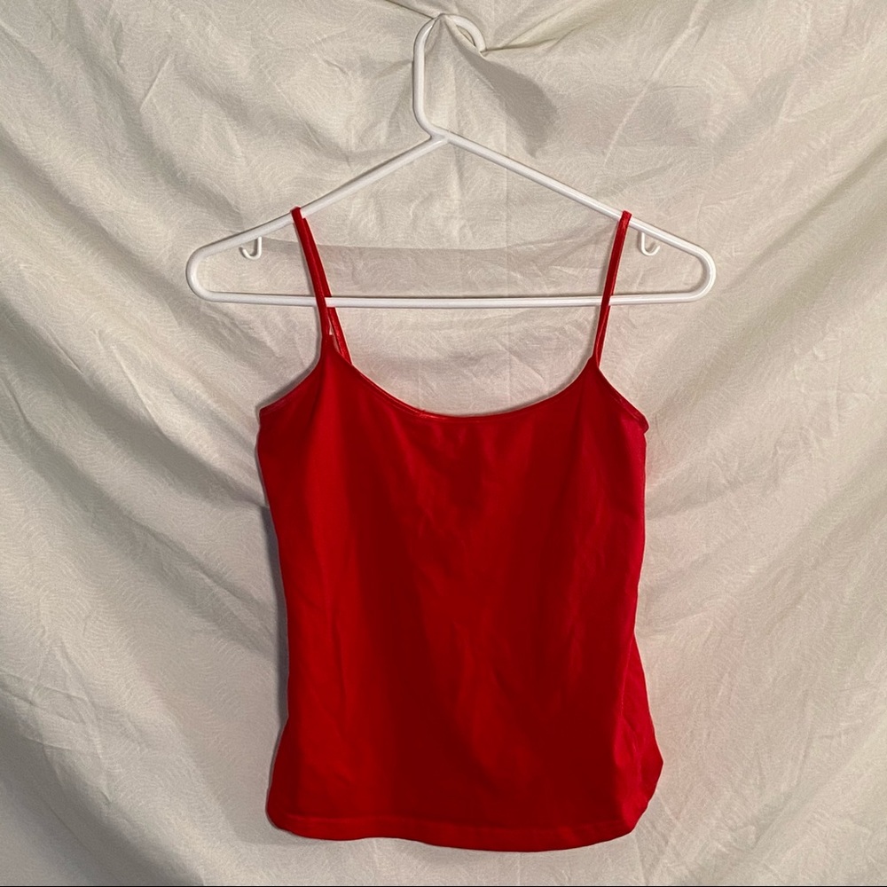 women’s red cotton tank top